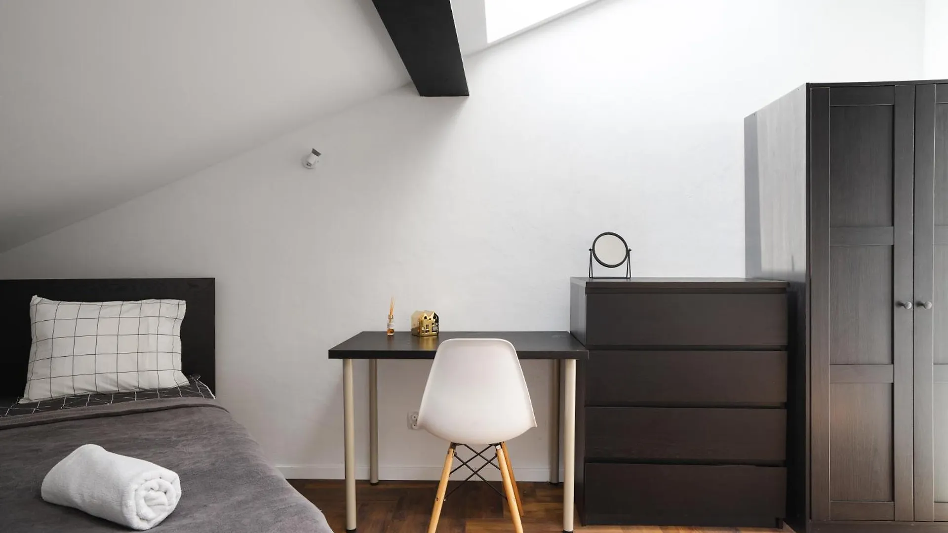 Close-Golden Apartments In Warsaw - Marcinkowskiego